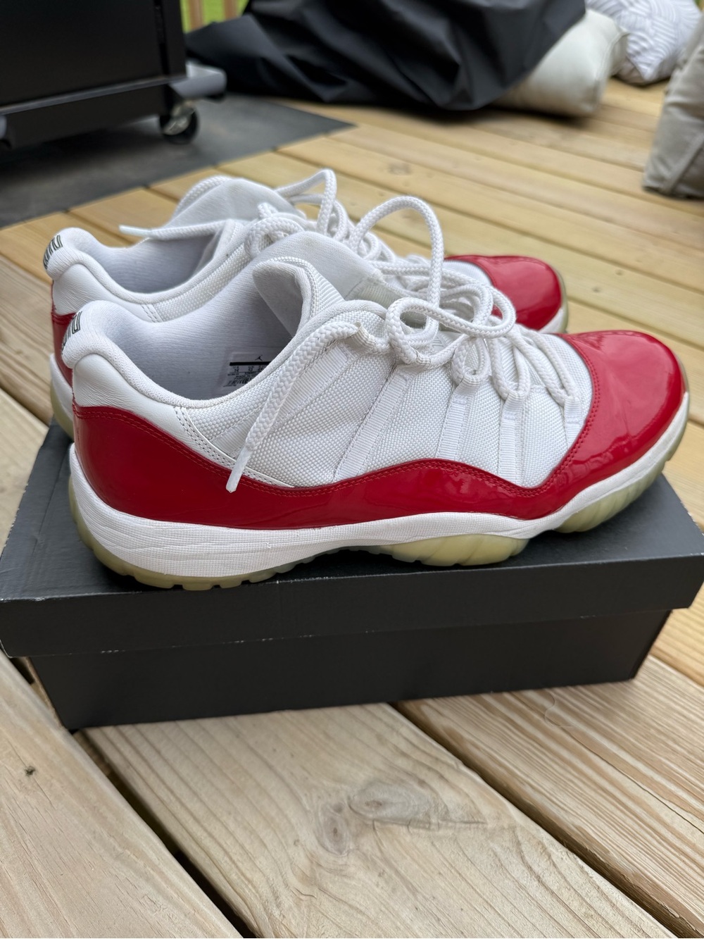 Jordan Retro 11 “Cherry” Low (2016)